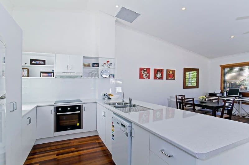 179  Weyba Ro, NOOSAVILLE QLD 4566, Noosaville - Image 1