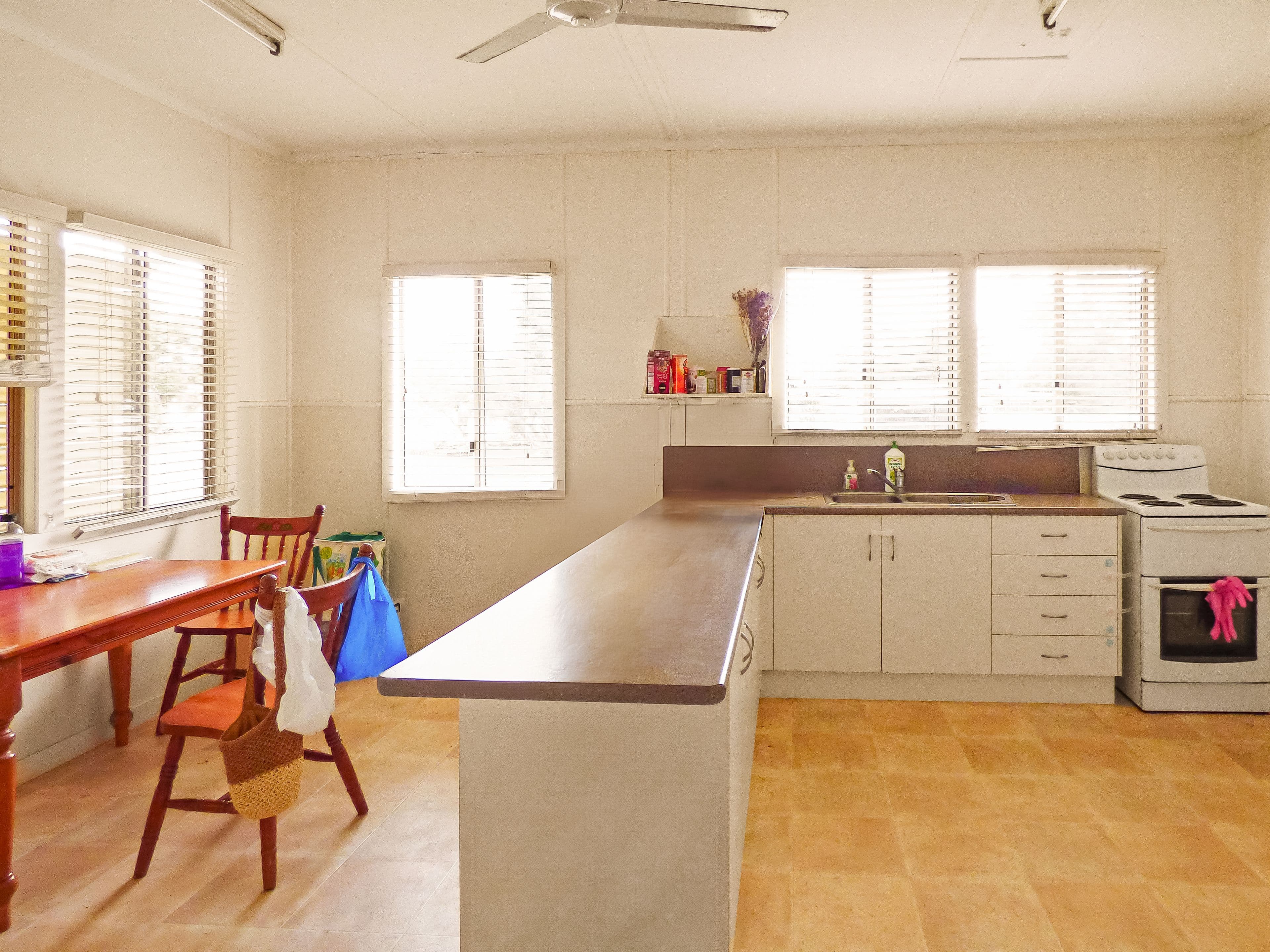 10 McEwan Street, Roma QLD 4455, Roma - Thumbnail 4