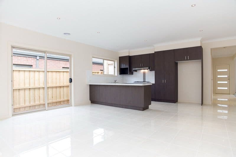 28 Kumara Circuit, SOUTH MORANG VIC 3752, South Morang - Thumbnail 2