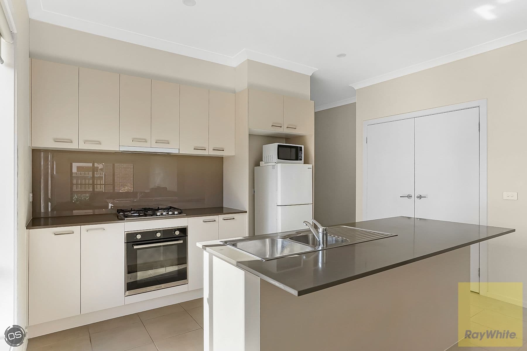 75 Mantello Drive, Werribee VIC 3030, Werribee - Thumbnail 8
