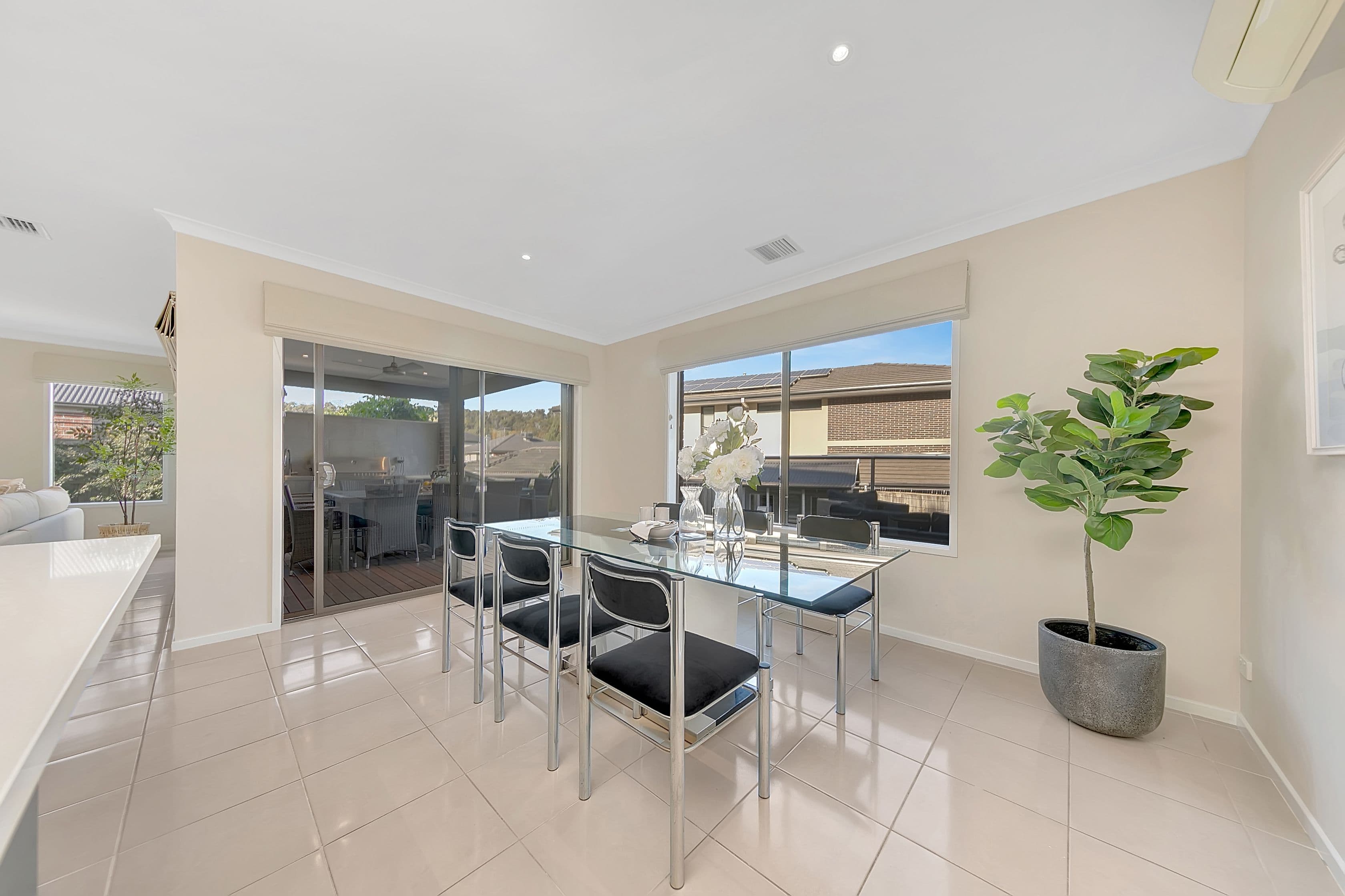 8 Greenhaven Gardens, South Morang VIC 3752, South Morang - Thumbnail 7