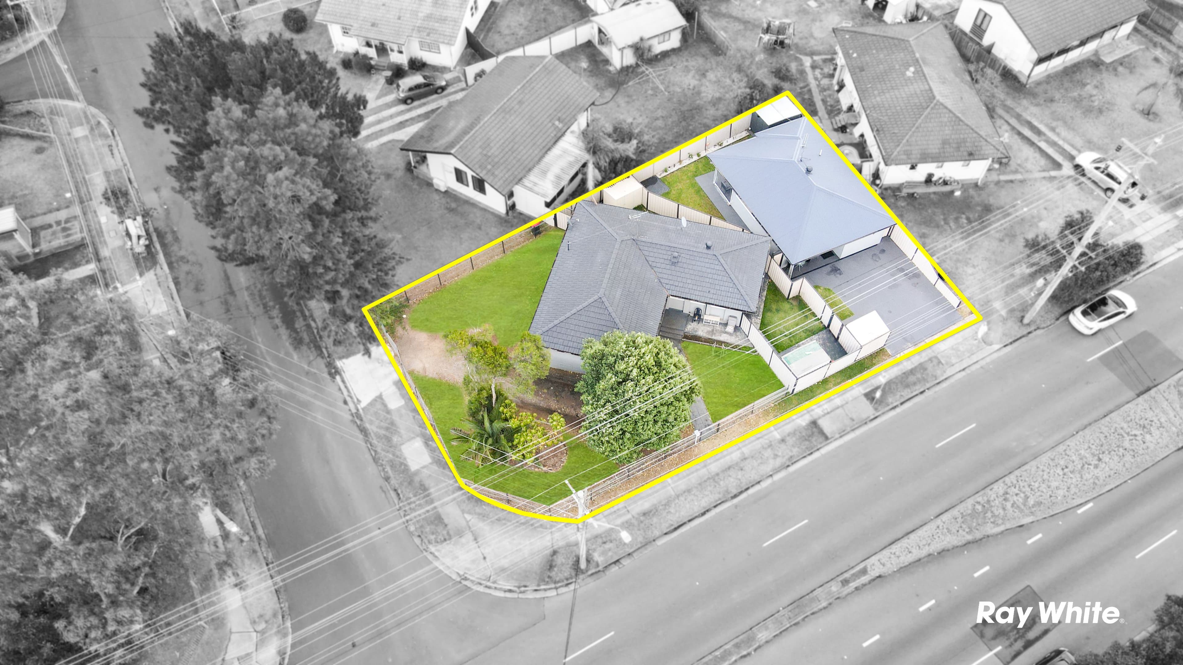 218 & 218a Carlisle Avenue, Dharruk NSW 2770, Dharruk - Image 1