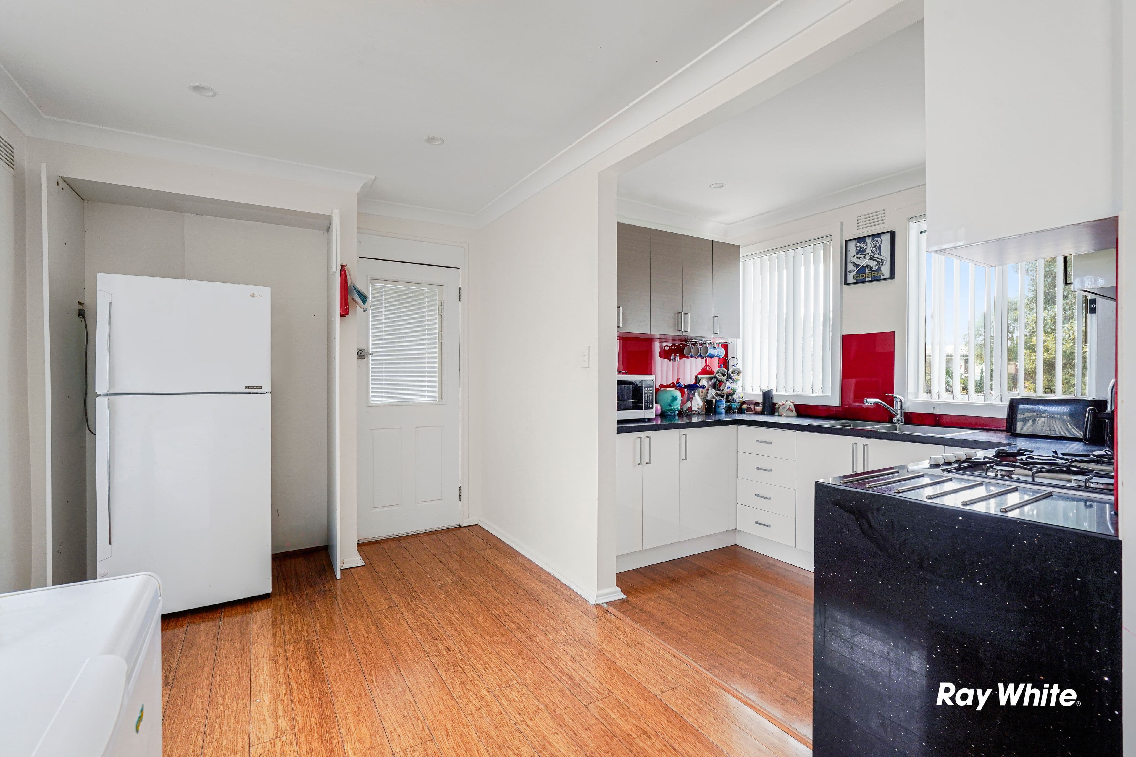 218 & 218a Carlisle Avenue, Dharruk NSW 2770, Dharruk - Thumbnail 3