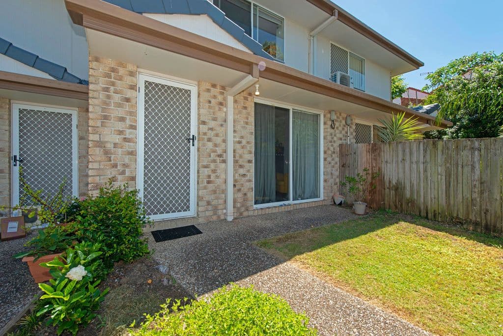 84 Highfield Drive, Merrimac QLD 4226, Merrimac - Thumbnail 2