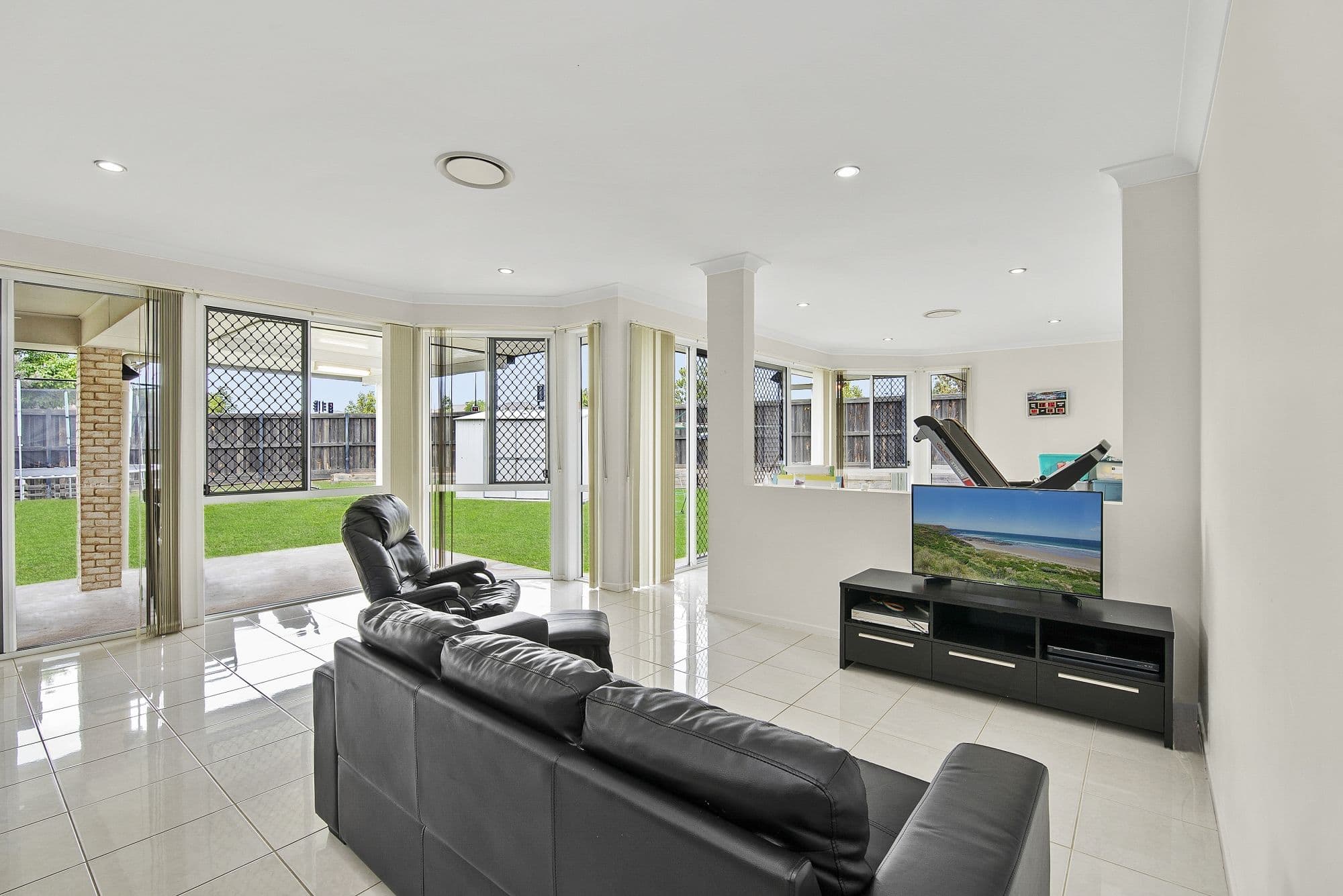 25 Lanagan Circuit, North Lakes QLD 4509, North Lakes - Thumbnail 2