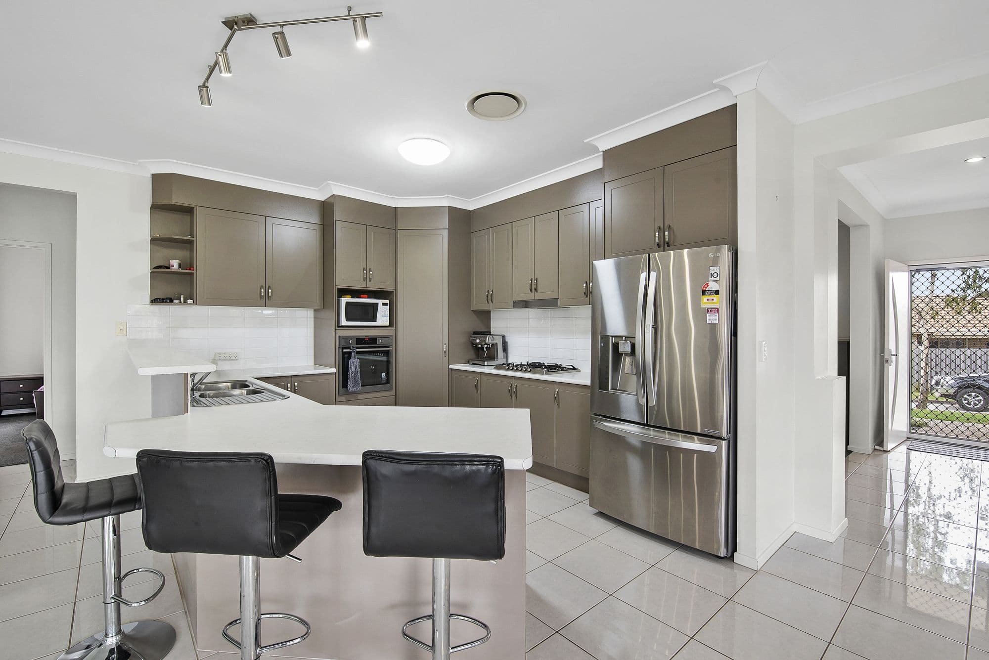 25 Lanagan Circuit, North Lakes QLD 4509, North Lakes - Thumbnail 5