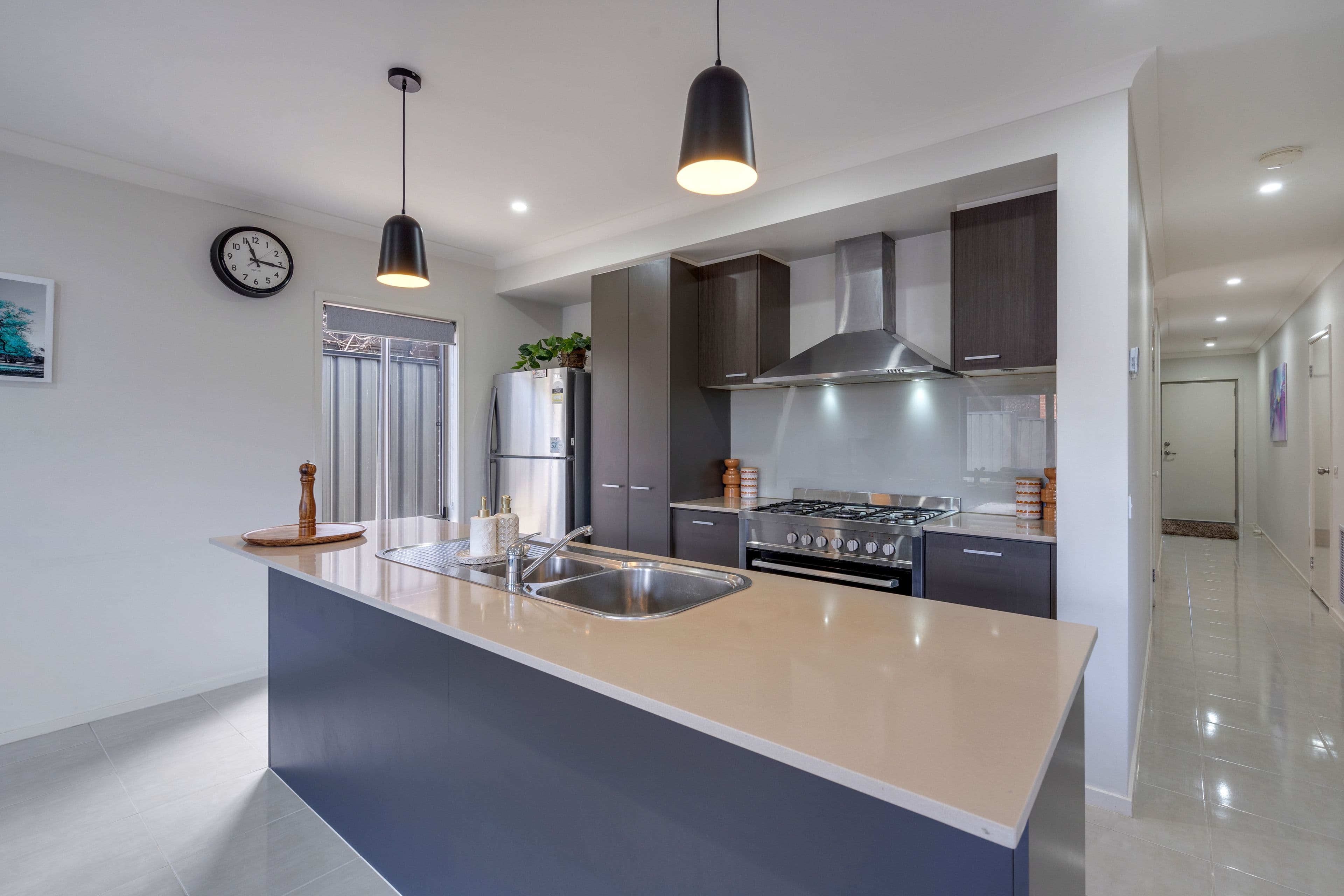 11 Viewmont Avenue, Craigieburn VIC 3064, Craigieburn - Thumbnail 6