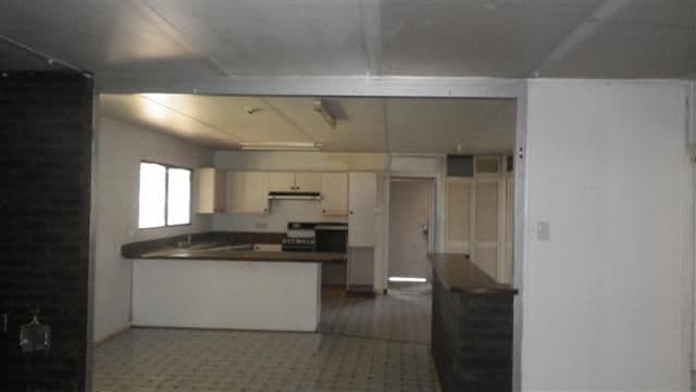 111 Miscamble Street, ROMA QLD 4455, Roma - Thumbnail 4