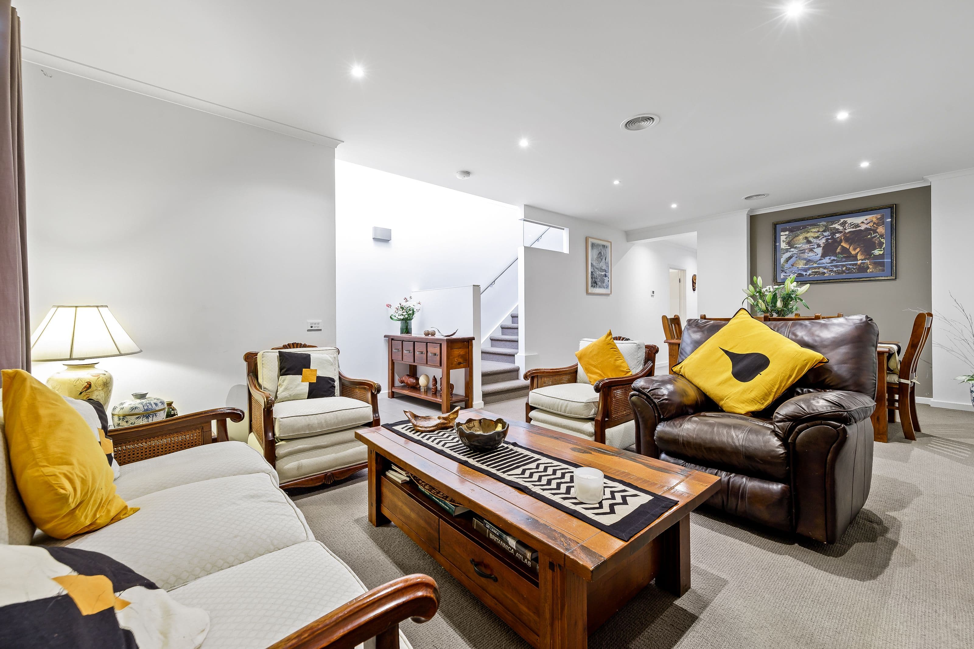 27 Beaconsfield Road, Mulgrave VIC 3170, Mulgrave - Thumbnail 2