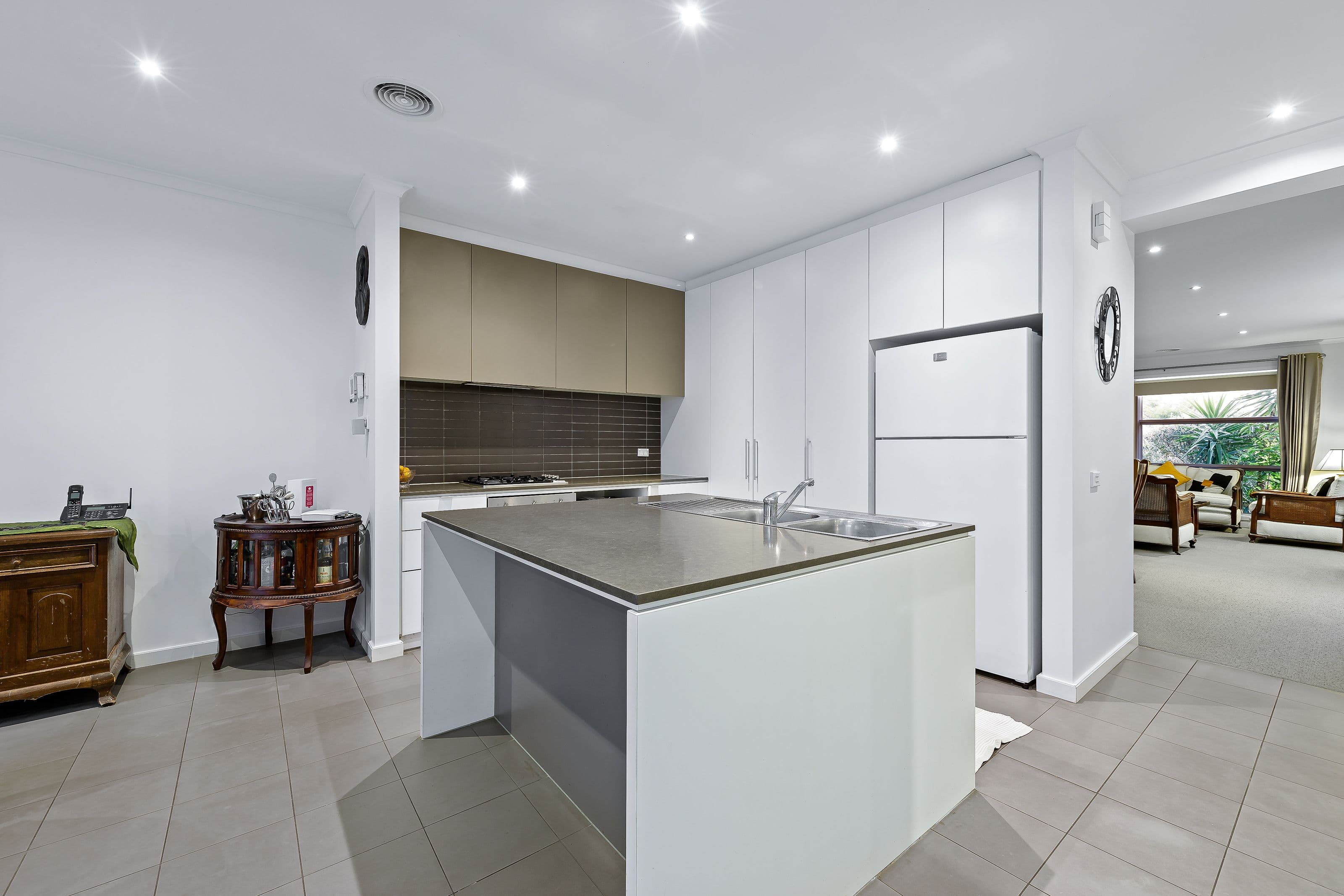 27 Beaconsfield Road, Mulgrave VIC 3170, Mulgrave - Thumbnail 7