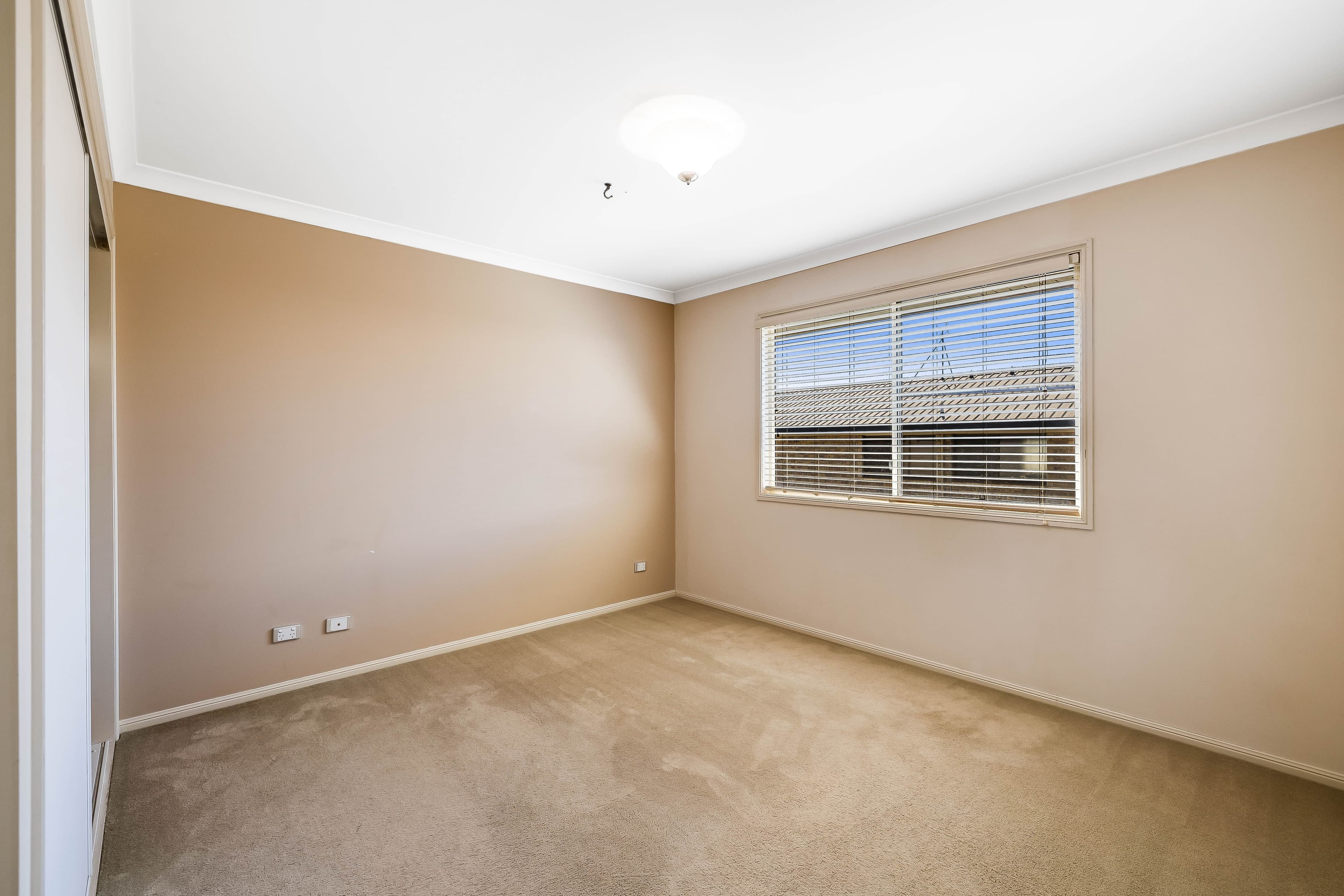 27 Gladstone Street, Newtown QLD 4350, Newtown - Thumbnail 5