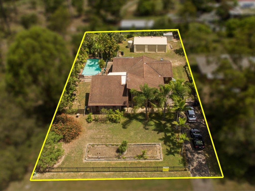 54 Michigan Drive, Oxenford QLD 4210, Oxenford - Thumbnail 2