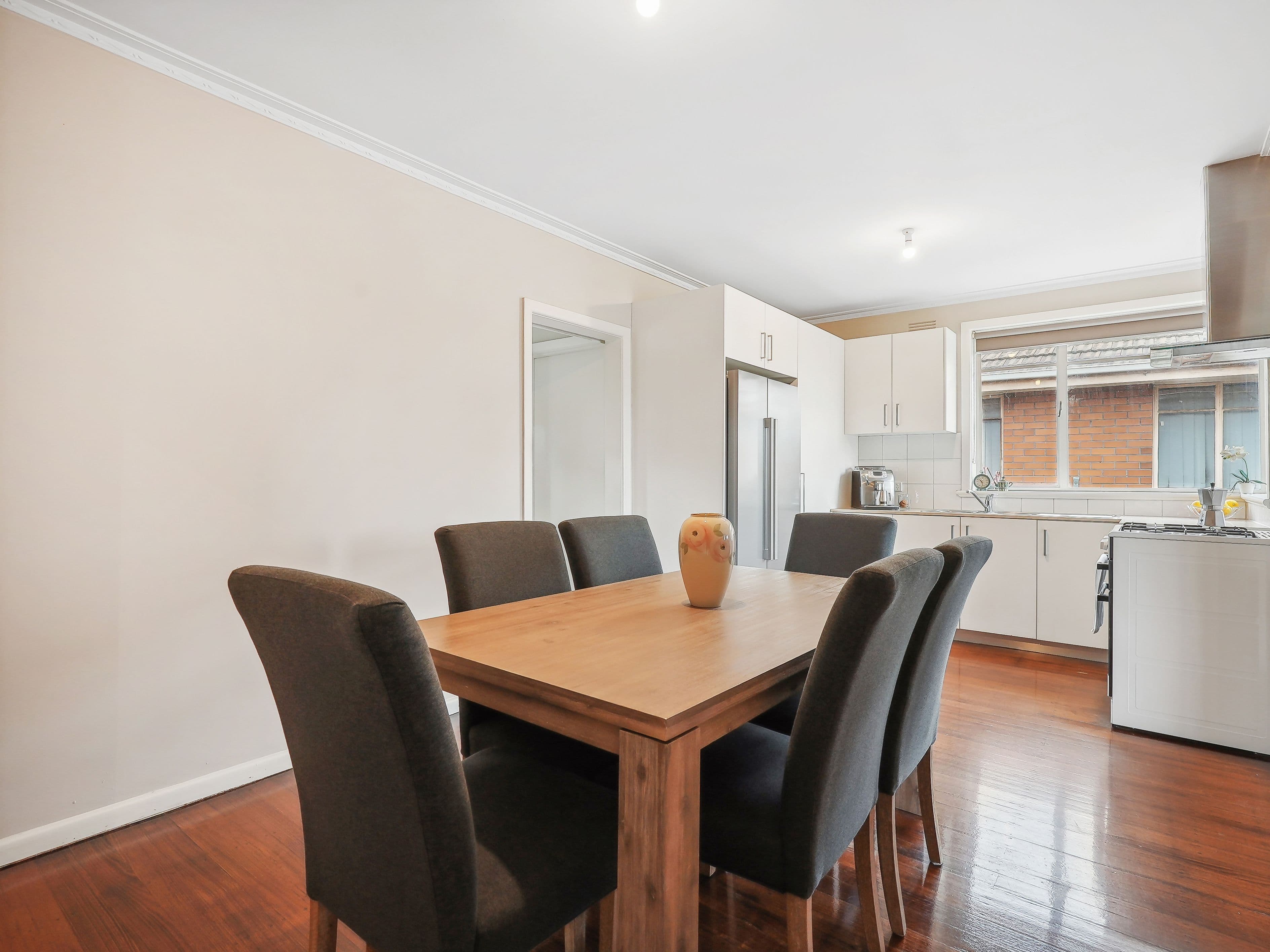 15 Elizabeth Court, Reservoir VIC 3073, Reservoir - Thumbnail 3