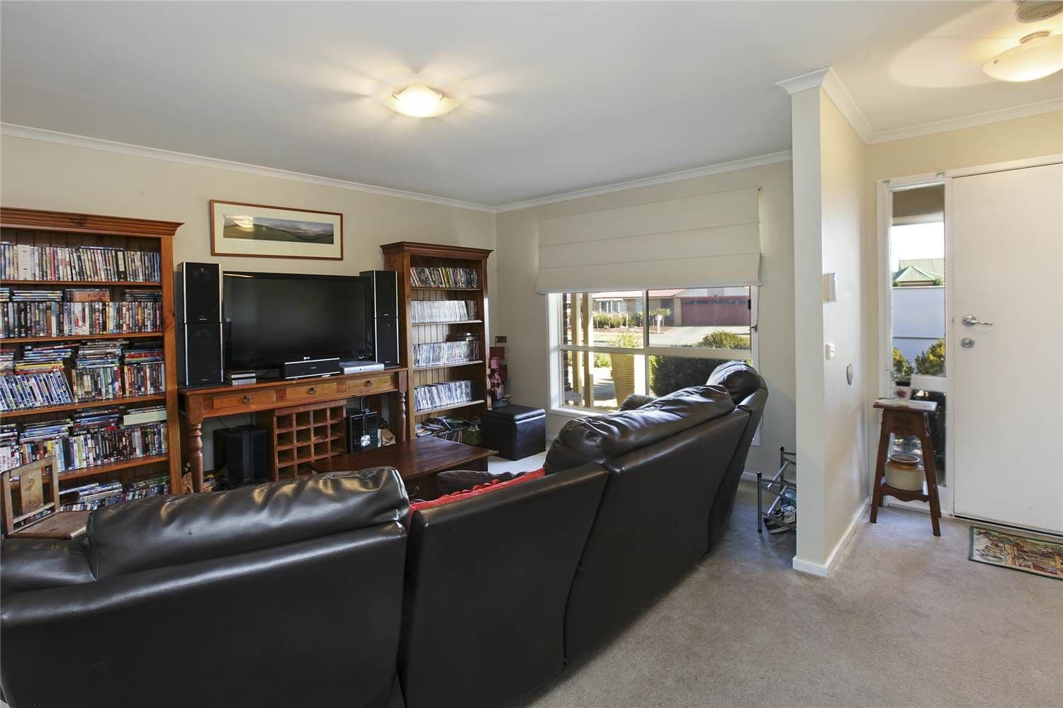 25 Paramount Crescent, ST ALBANS PARK VIC 3219, St Albans Park - Thumbnail 2