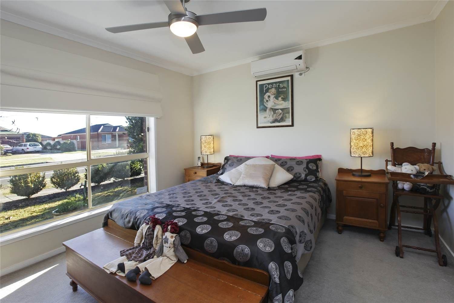 25 Paramount Crescent, ST ALBANS PARK VIC 3219, St Albans Park - Thumbnail 3