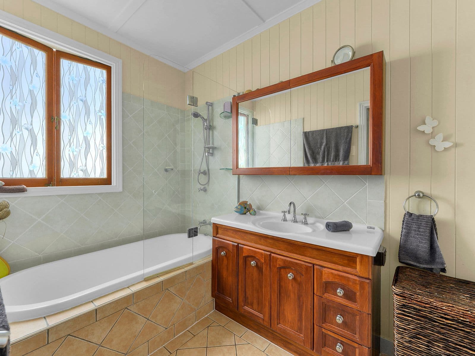 16 Kinnaird Street, Ashgrove QLD 4060, Ashgrove - Thumbnail 8