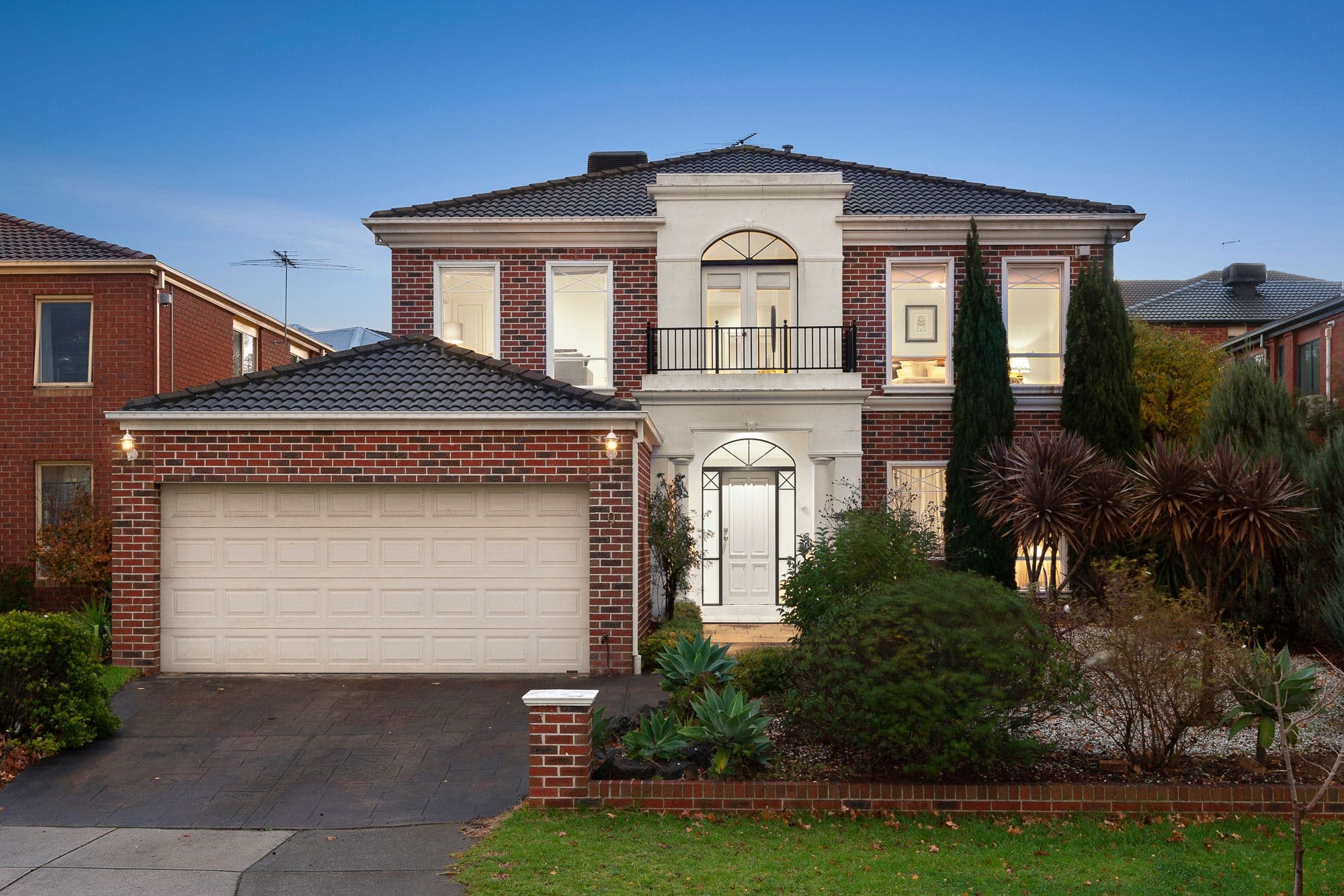 9 Winston Way, Murrumbeena VIC 3163, Murrumbeena - Image 1