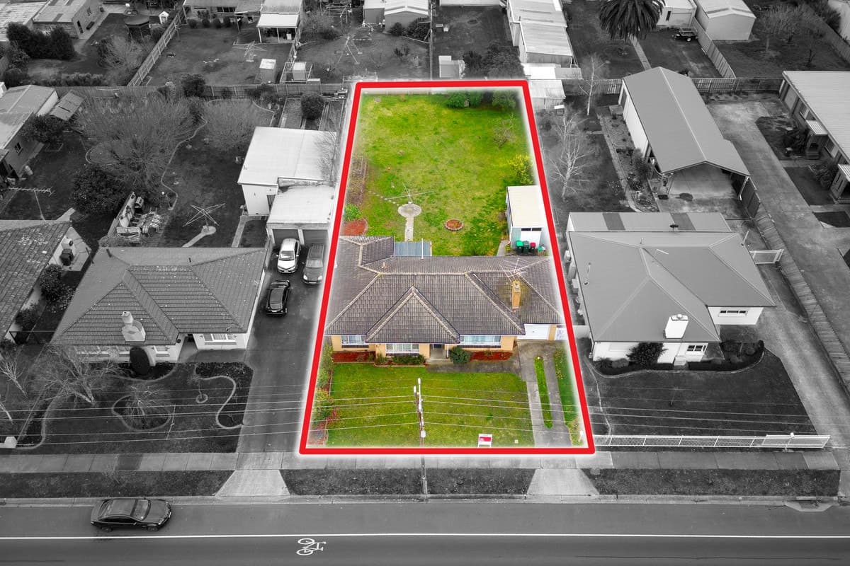 123 Holmes Road, Morwell VIC 3840, Morwell - Thumbnail 2