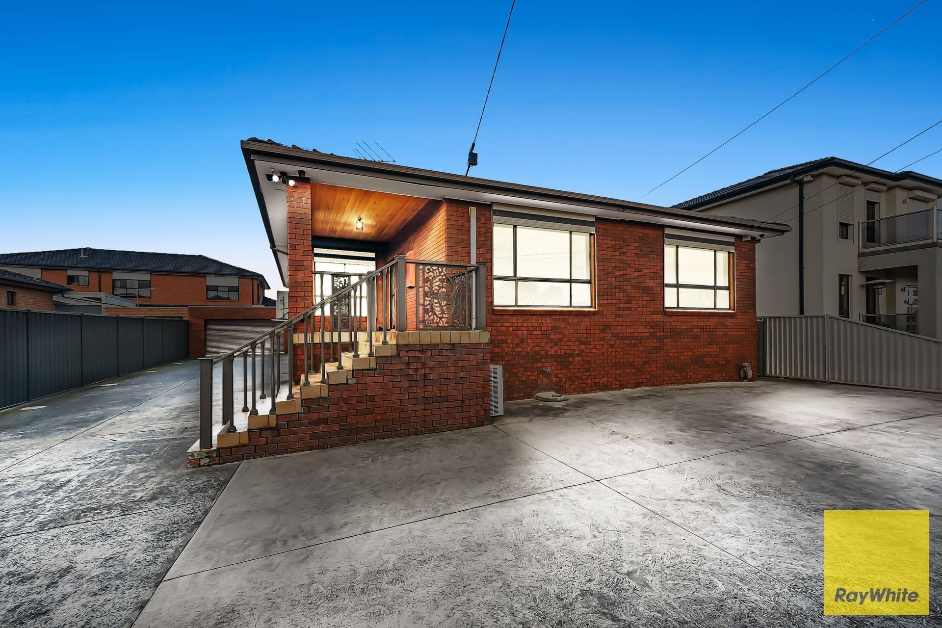27 Raymond Street, Dandenong VIC 3175, Dandenong - Thumbnail 3