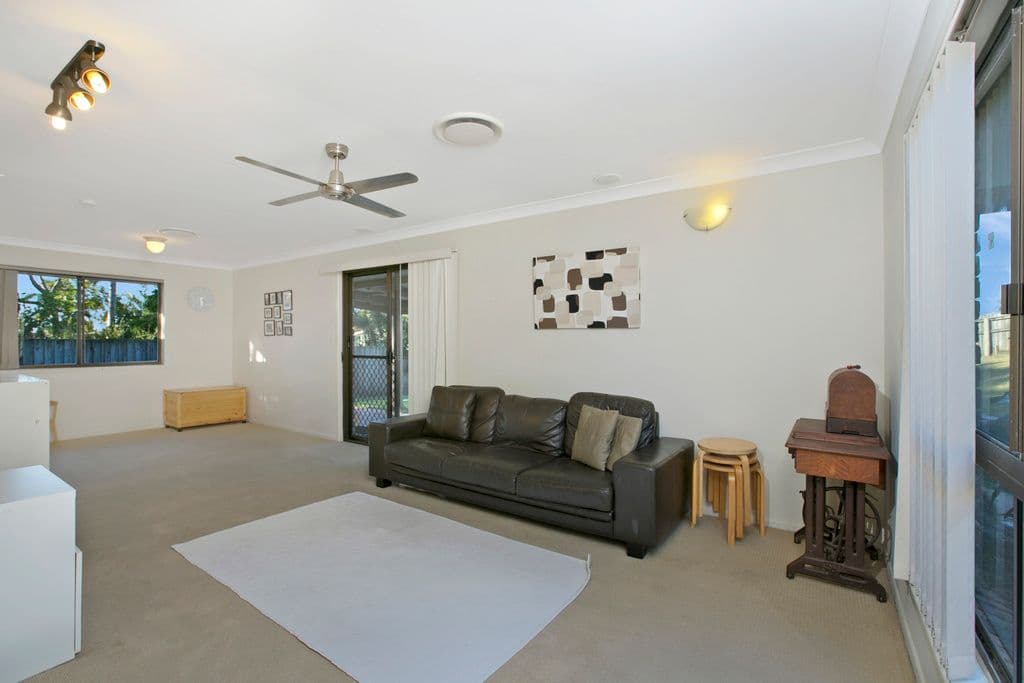 6 Wentworth Drive, Capalaba QLD 4157, Capalaba - Thumbnail 2
