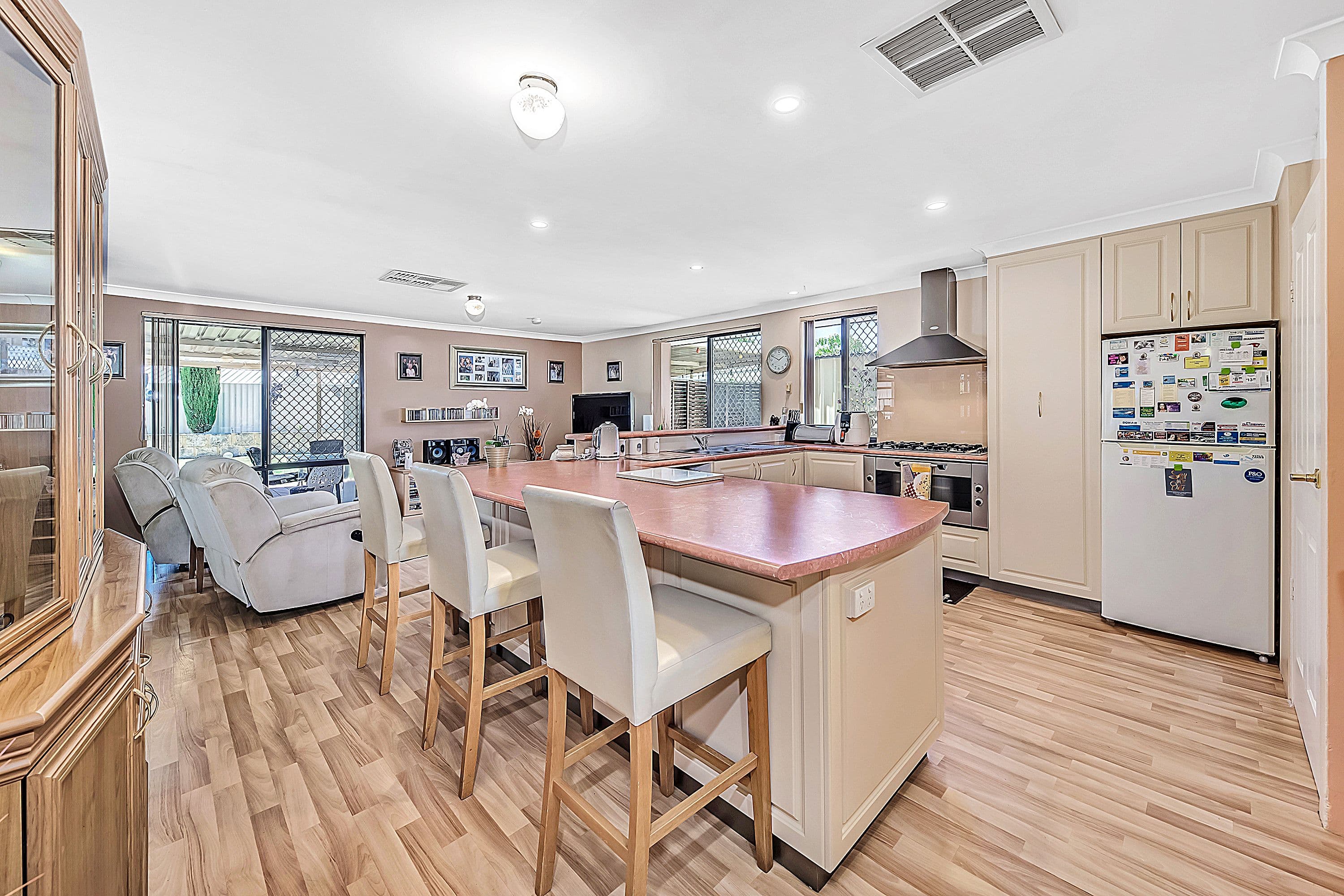 24 Foxglove Gardens, Mirrabooka WA 6061, Mirrabooka - Thumbnail 4