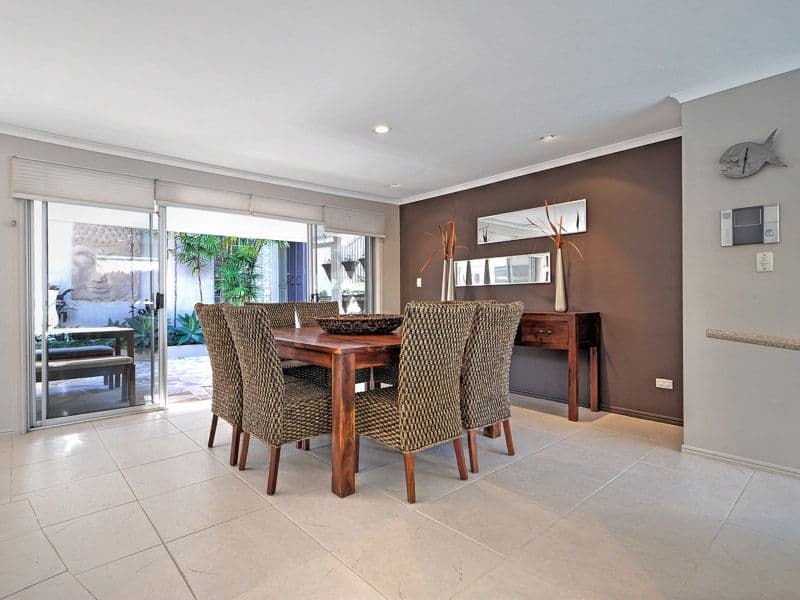 3 Lanty Street, SOUTHPORT QLD 4215, Southport - Thumbnail 5