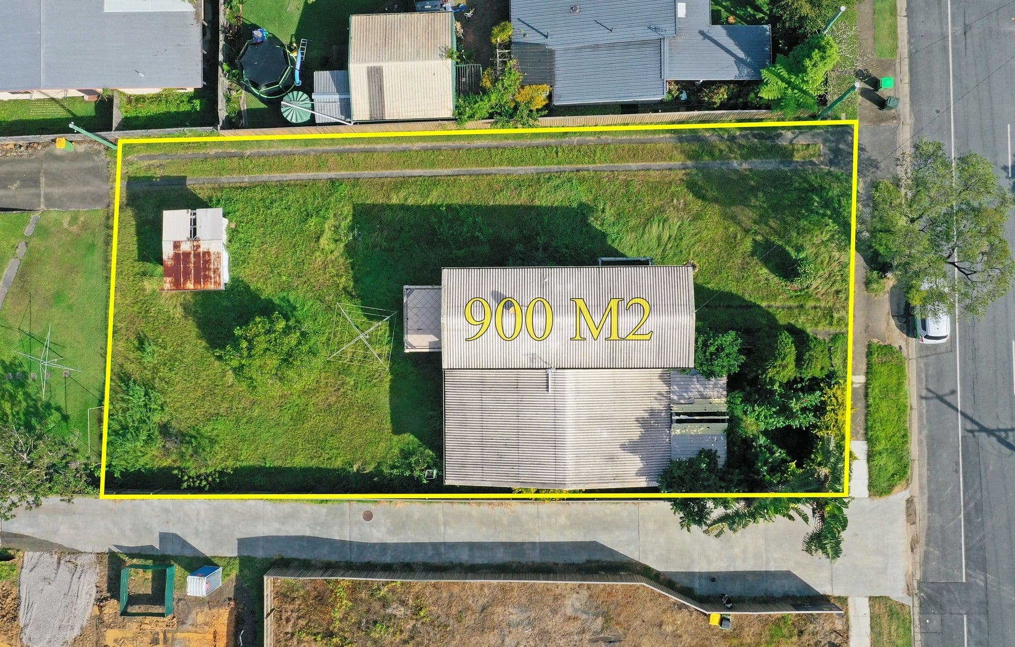 102 Ridgeway Avenue, Southport QLD 4215, Southport - Thumbnail 3