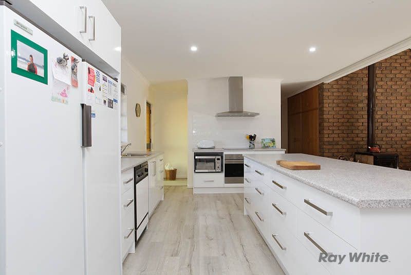 229 Roach Road, Clare SA 5453, Clare - Thumbnail 6