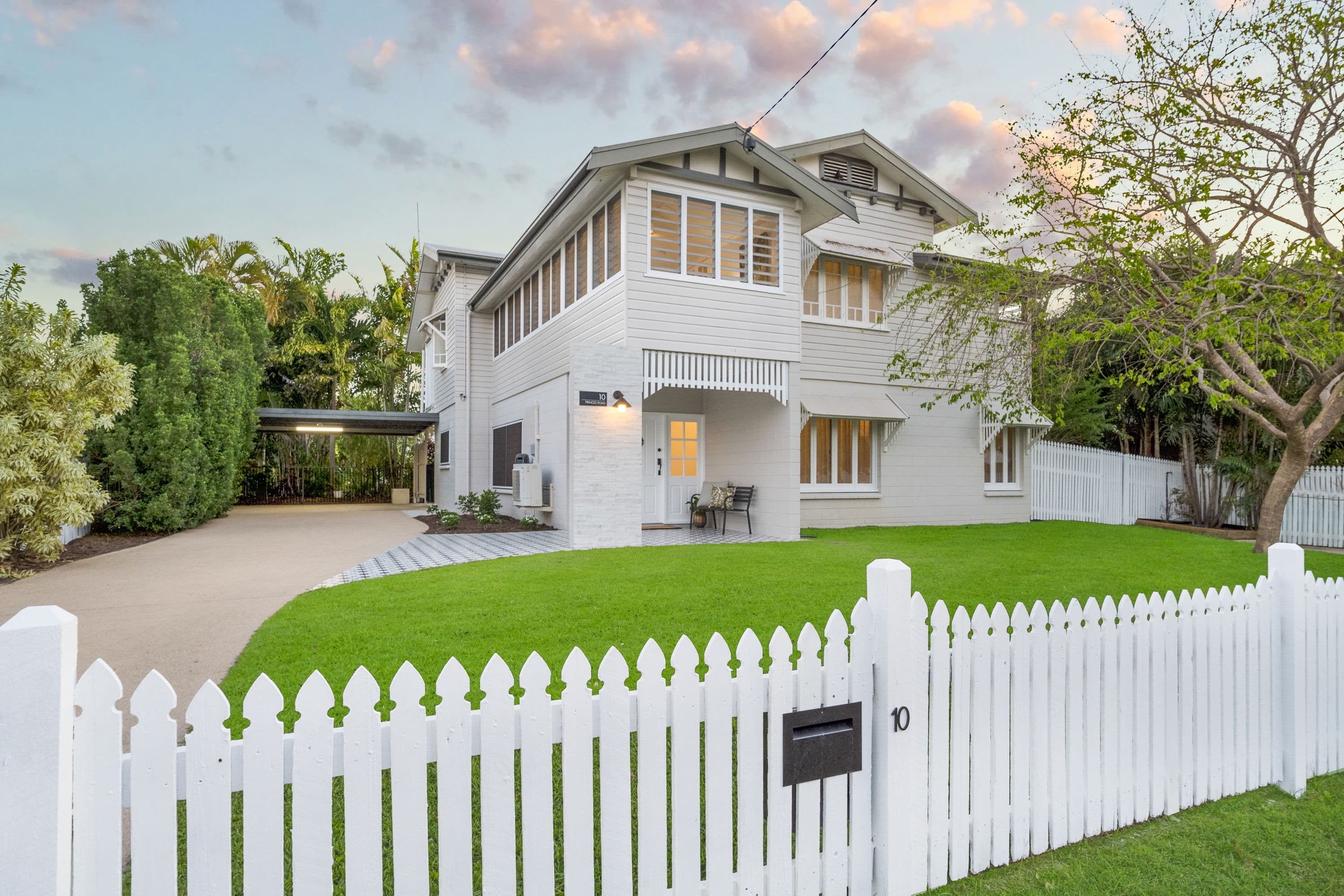 10 Princes Road, Hyde Park QLD 4812, Hyde Park - Image 1
