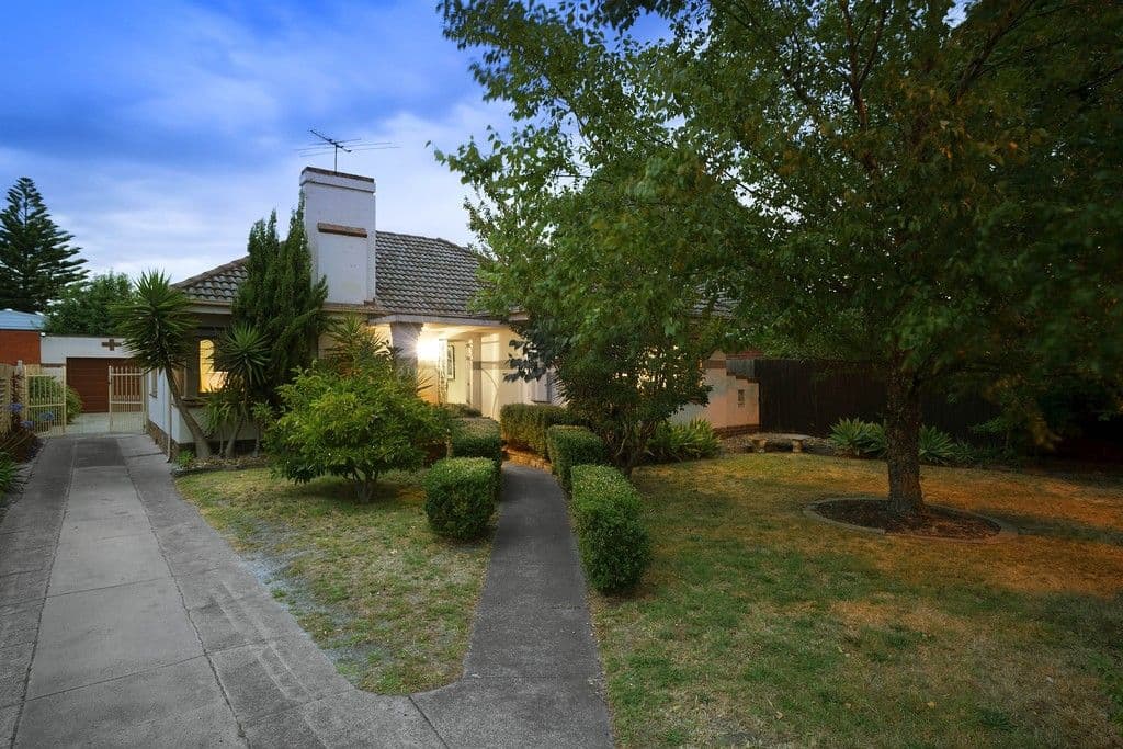 370 Bay Road, Cheltenham VIC 3192, Cheltenham - Image 1