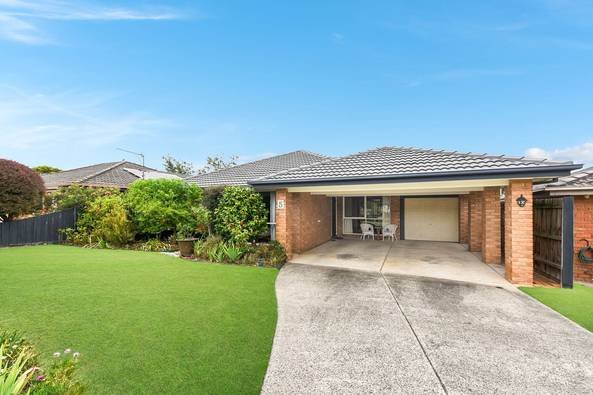 5 Florence Avenue, Berwick VIC 3806, Berwick - Thumbnail 2