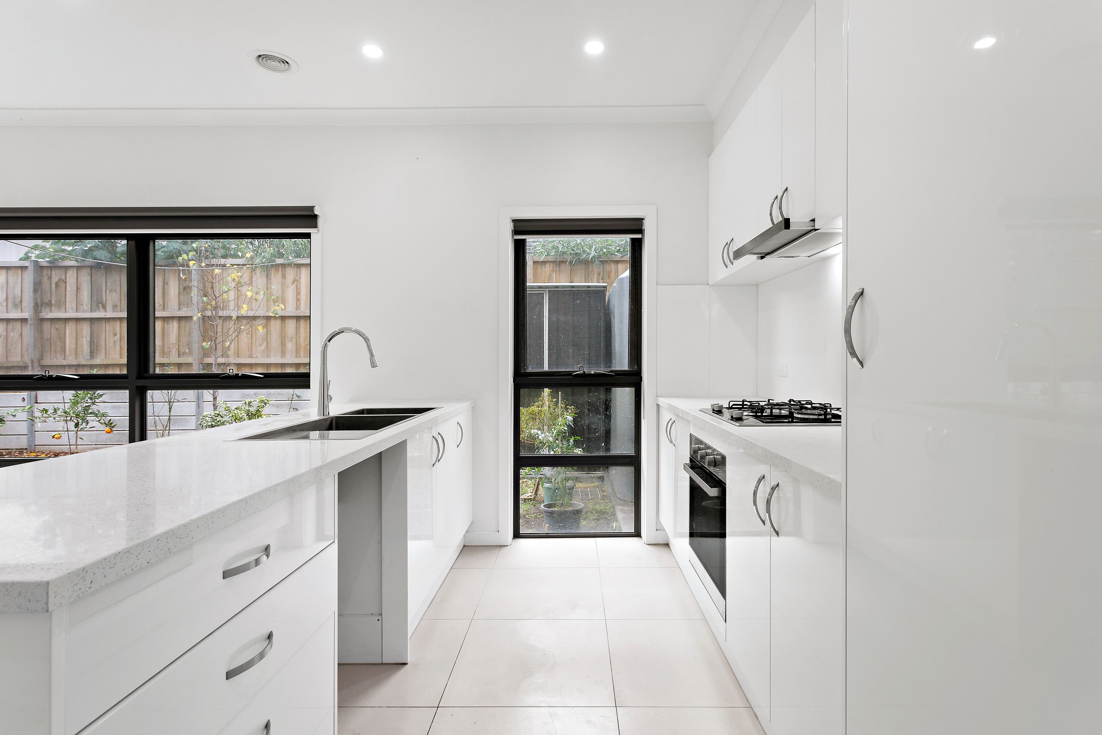 5 Linoak Avenue, Lalor VIC 3075, Lalor - Thumbnail 2