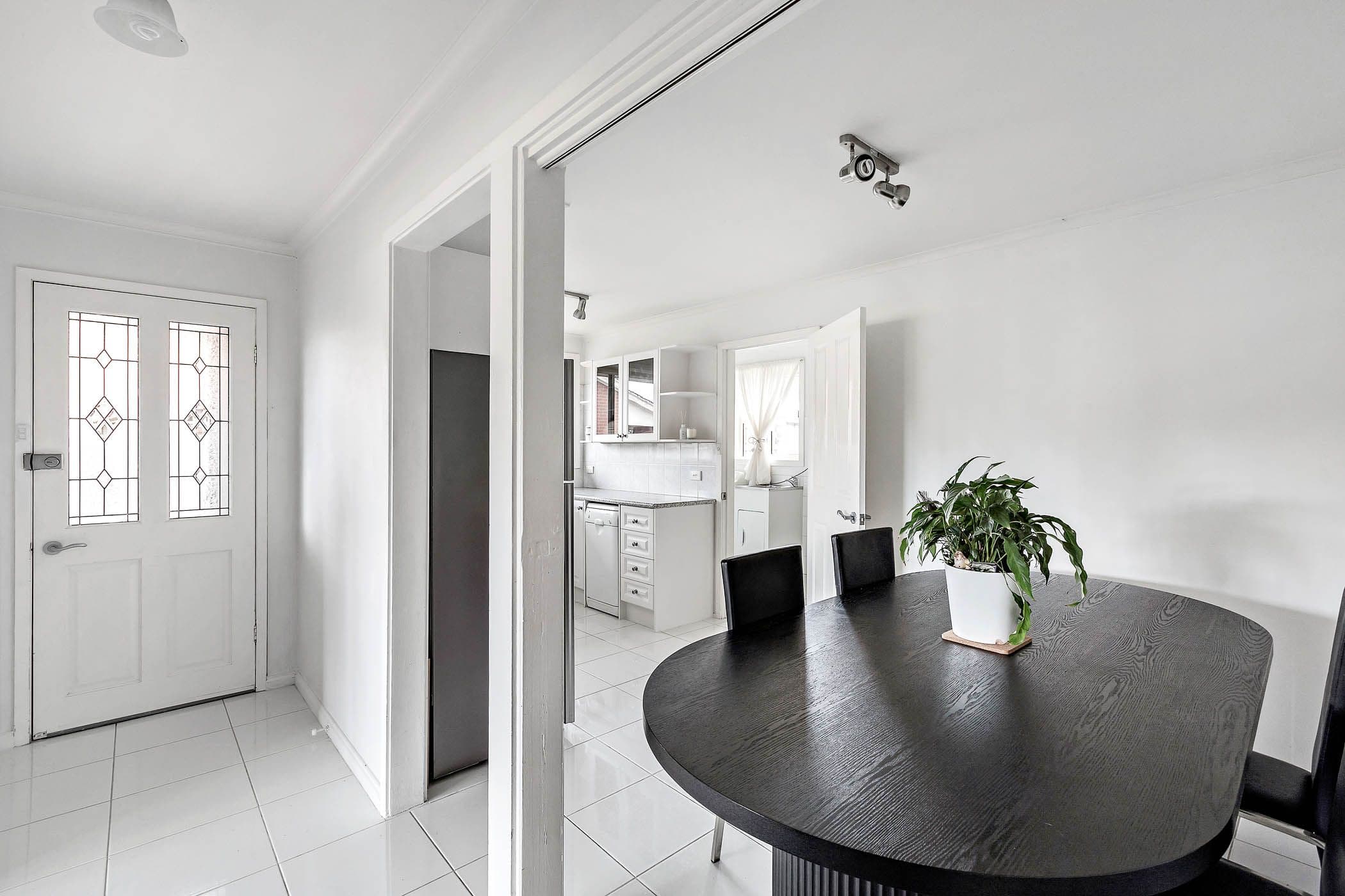 16 Bundy Court, Frankston North VIC 3200, Frankston North - Thumbnail 3