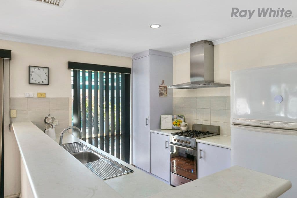 25 Arnold Drive, Mitchell Park SA 5043, Mitchell Park - Thumbnail 6