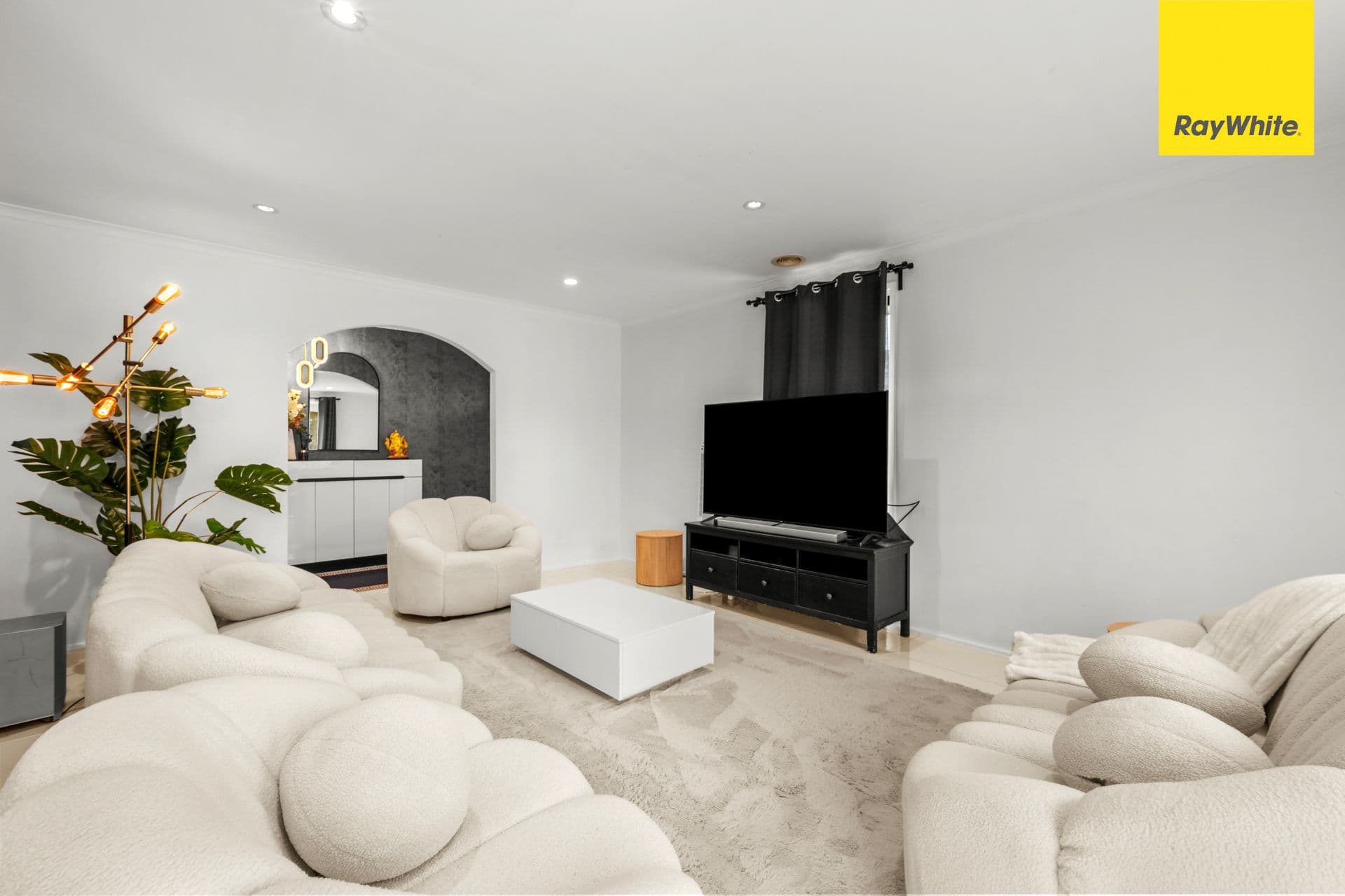 12 Myrtle Street, Melton South VIC 3338, Melton South - Thumbnail 5