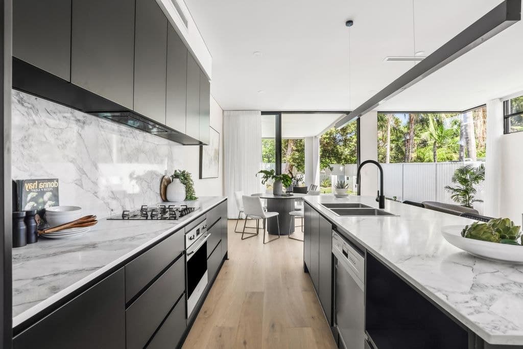74b Willarong Road, Caringbah - Thumbnail 2