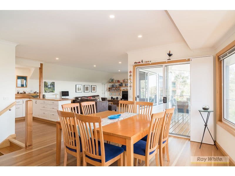 1 Seabreeze Court, Ventnor VIC 3922, Ventnor - Thumbnail 2