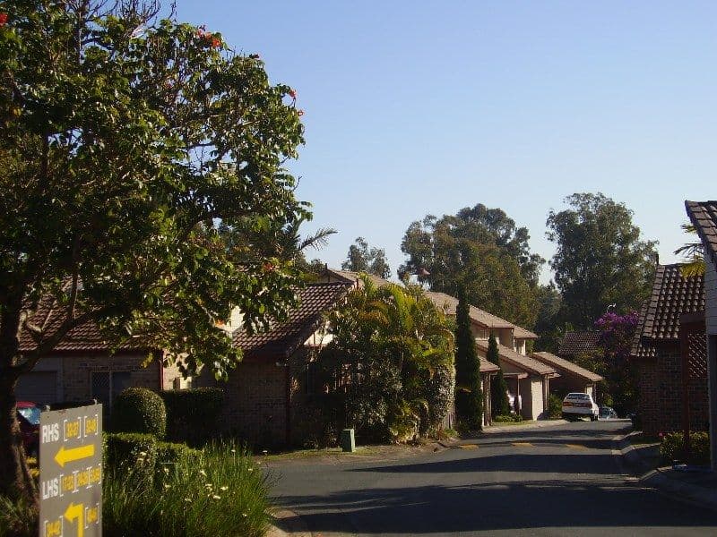 69 Stones Road, SUNNYBANK HILLS QLD 4109, Sunnybank Hills - Thumbnail 2