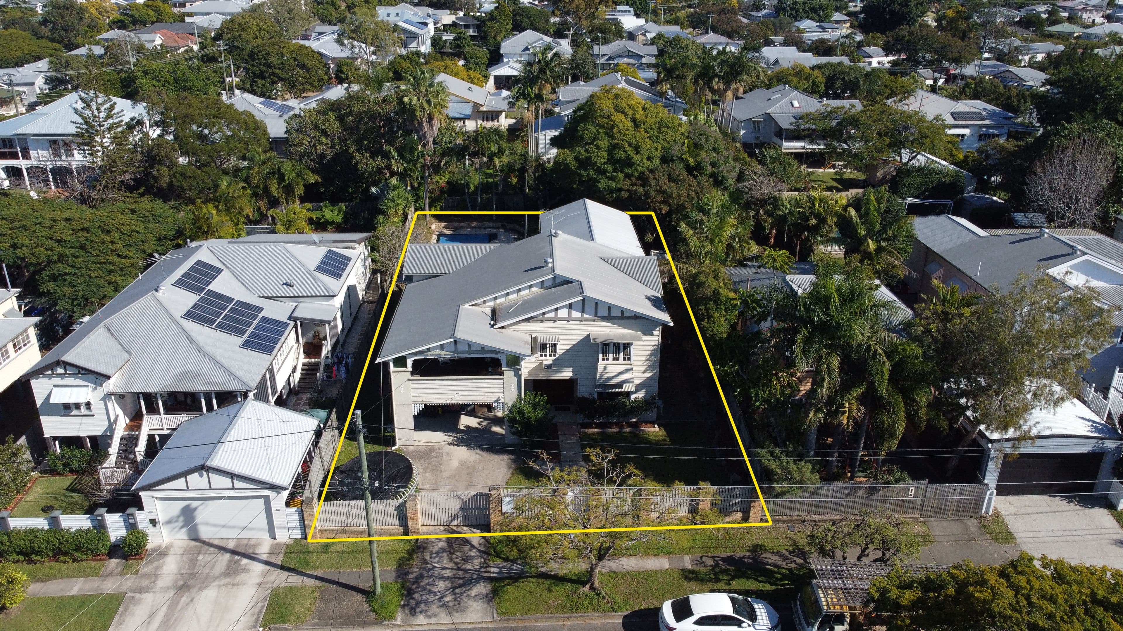 64 Lanham Avenue, Grange QLD 4051, Grange - Thumbnail 2
