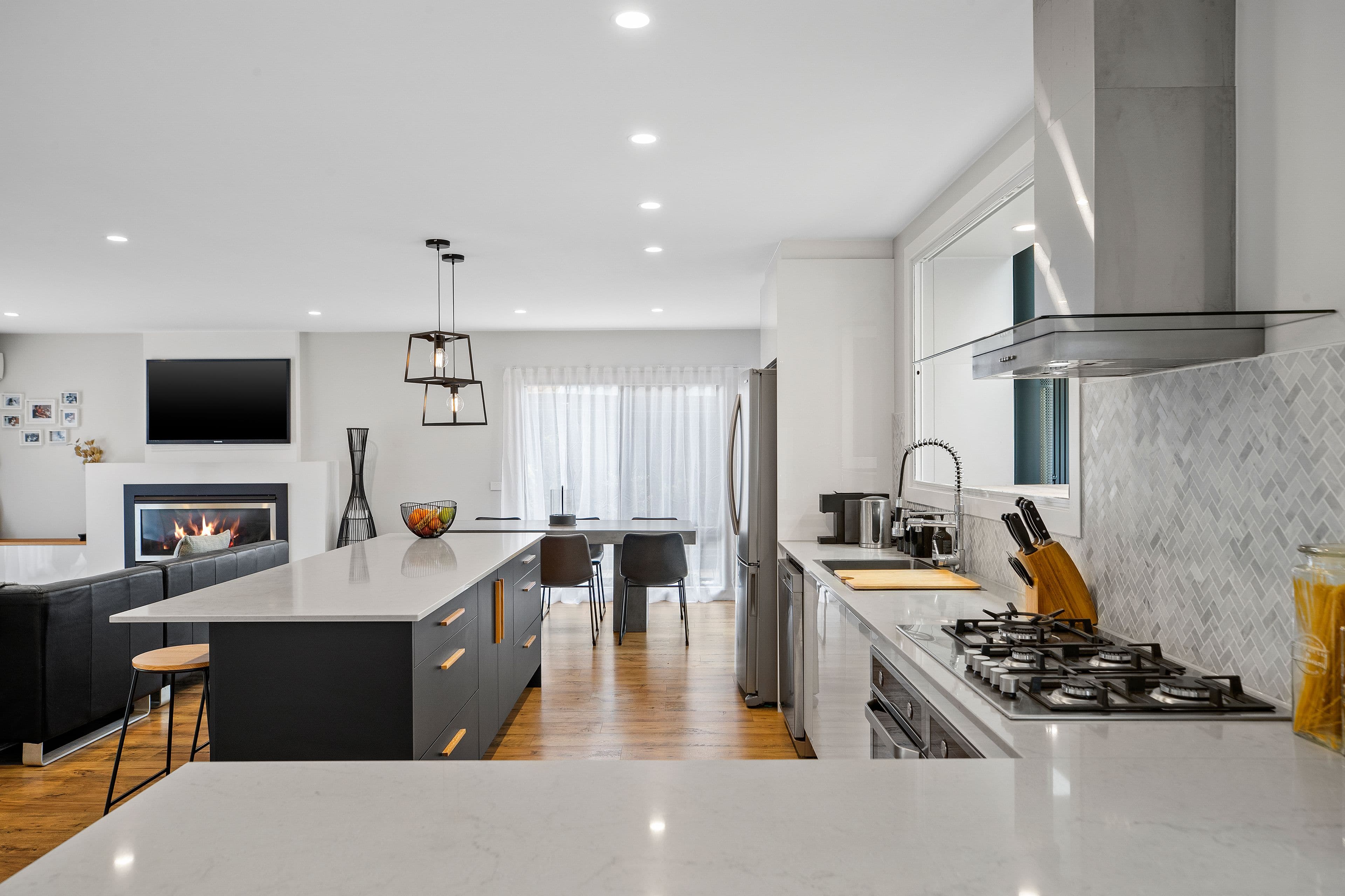 43 Watersedge Close, Knoxfield VIC 3180, Knoxfield - Thumbnail 3