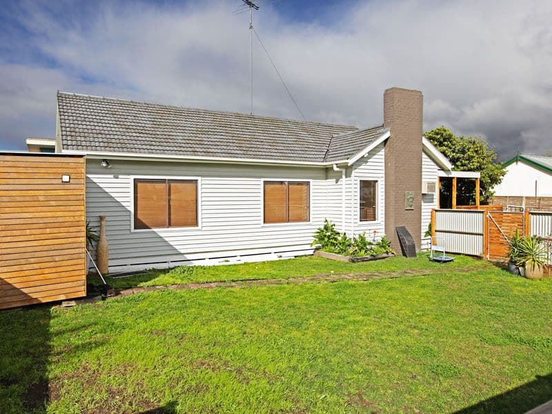 166 Townsend Road, ST ALBANS PARK VIC 3219, St Albans Park - Thumbnail 2