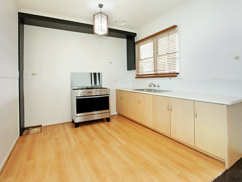 166 Townsend Road, ST ALBANS PARK VIC 3219, St Albans Park - Thumbnail 3