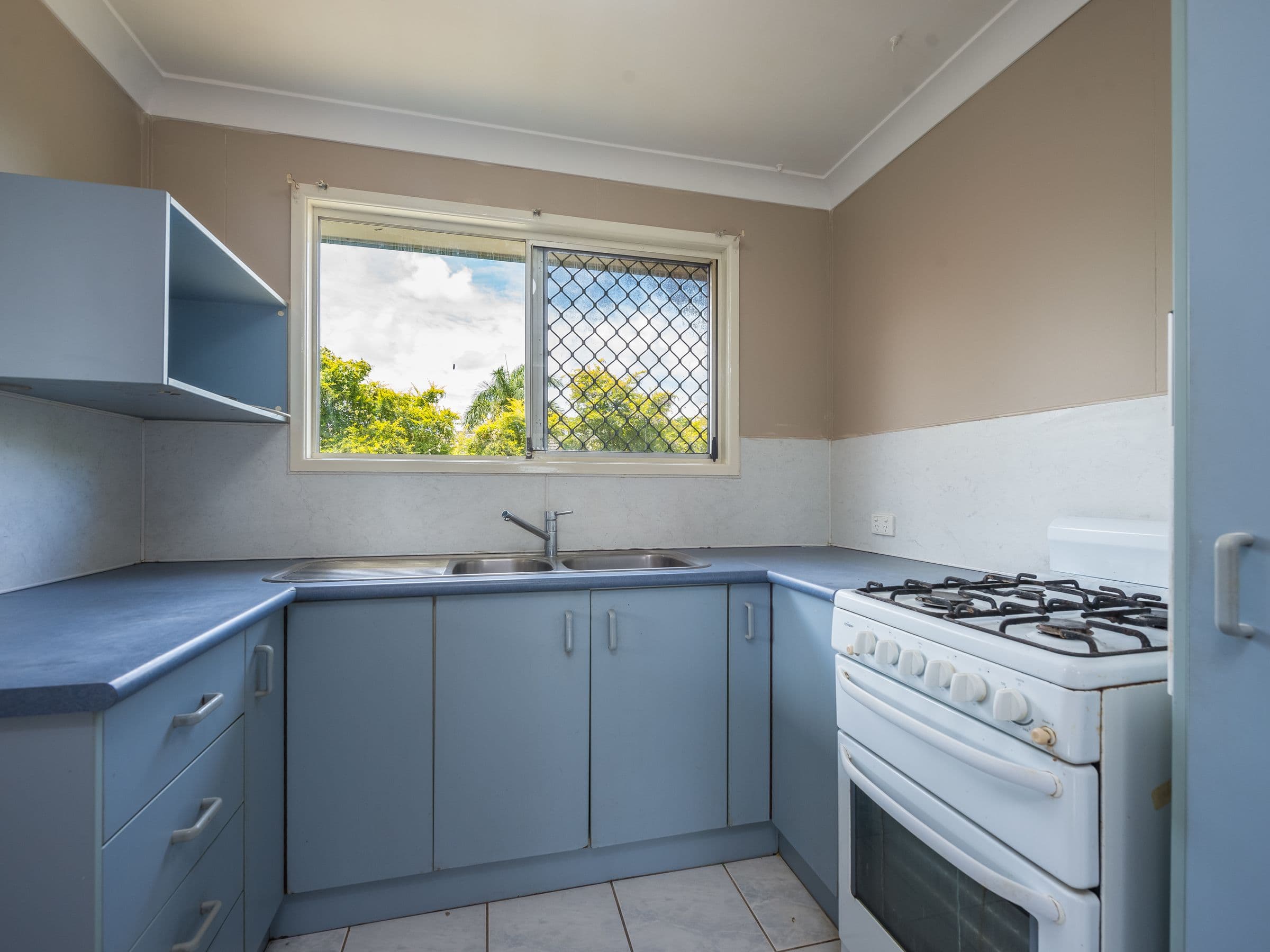 22 Trevor Street, Slacks Creek QLD 4127, Slacks Creek - Thumbnail 2