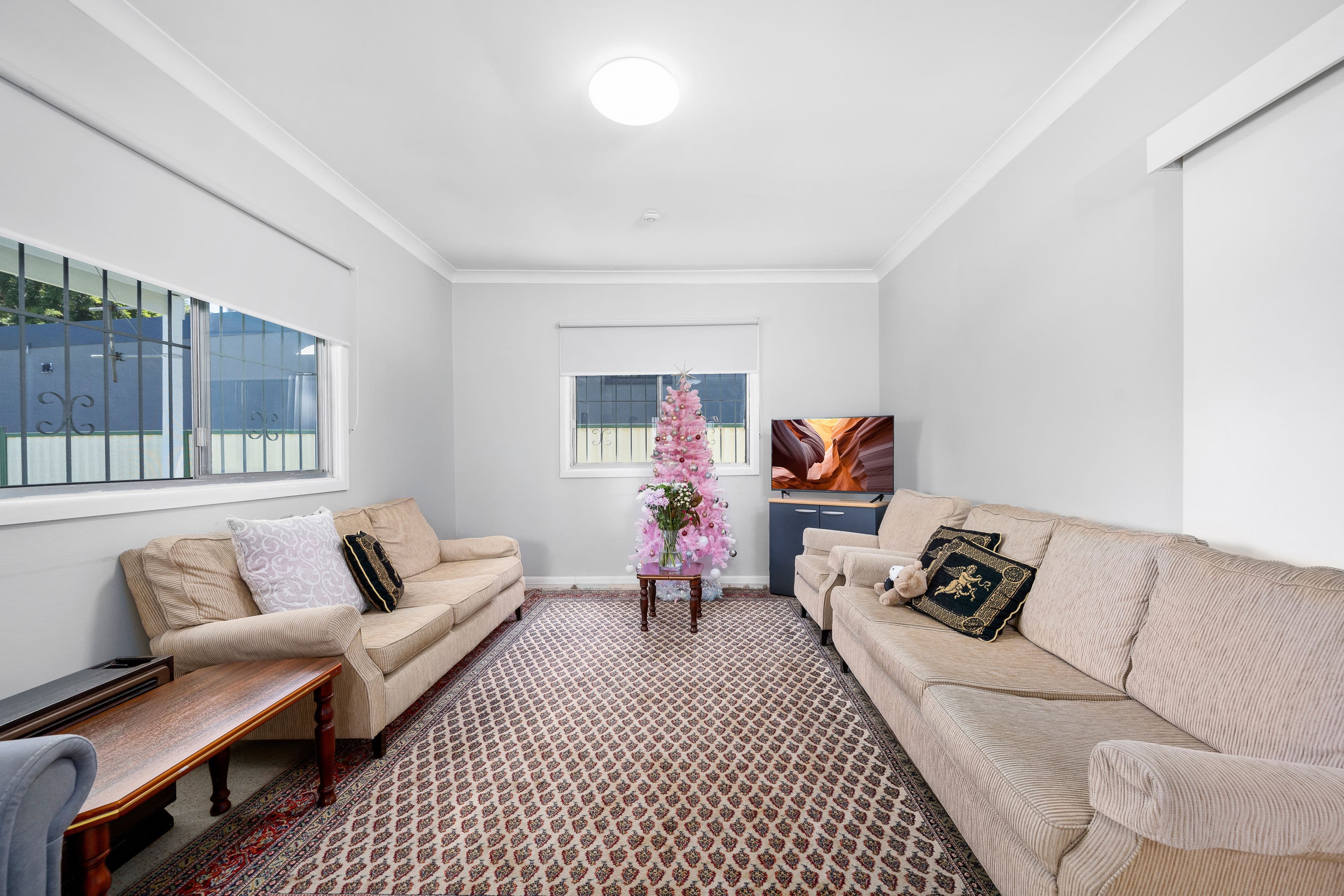 5 Flora Street, Roselands NSW 2196, Roselands - Thumbnail 2
