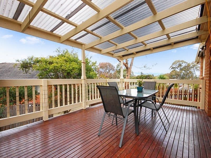 15 Corrong Crescent, Mooroolbark VIC 3138, Mooroolbark - Thumbnail 4