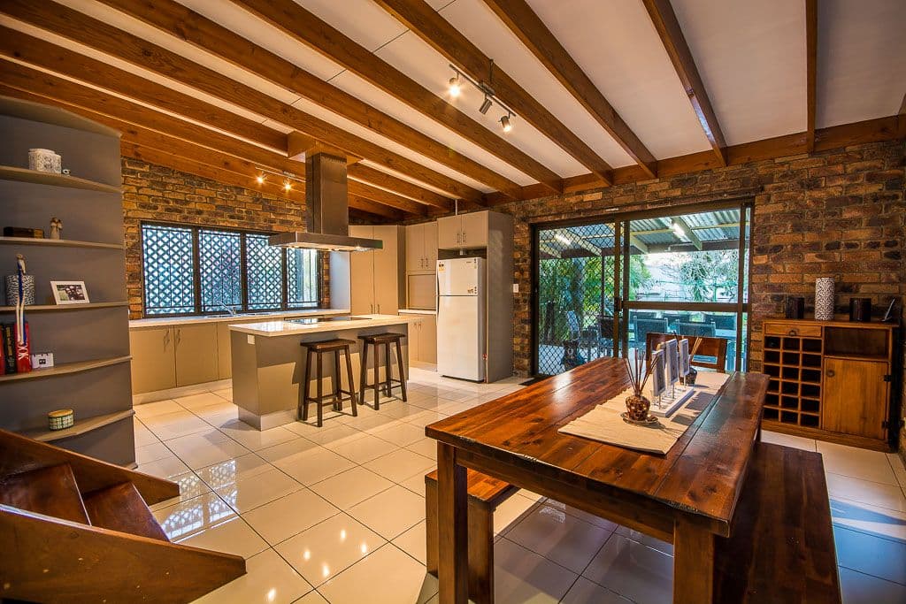 118 Landsboro Avenue, Boondall QLD 4034, Boondall - Thumbnail 2