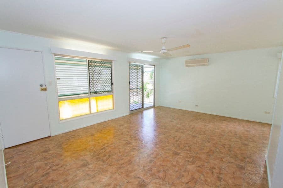 1 Catherine Crescent, KELSO QLD 4815, Kelso - Thumbnail 2