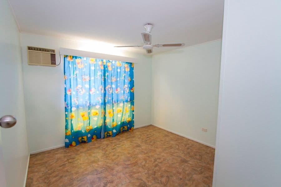 1 Catherine Crescent, KELSO QLD 4815, Kelso - Thumbnail 6