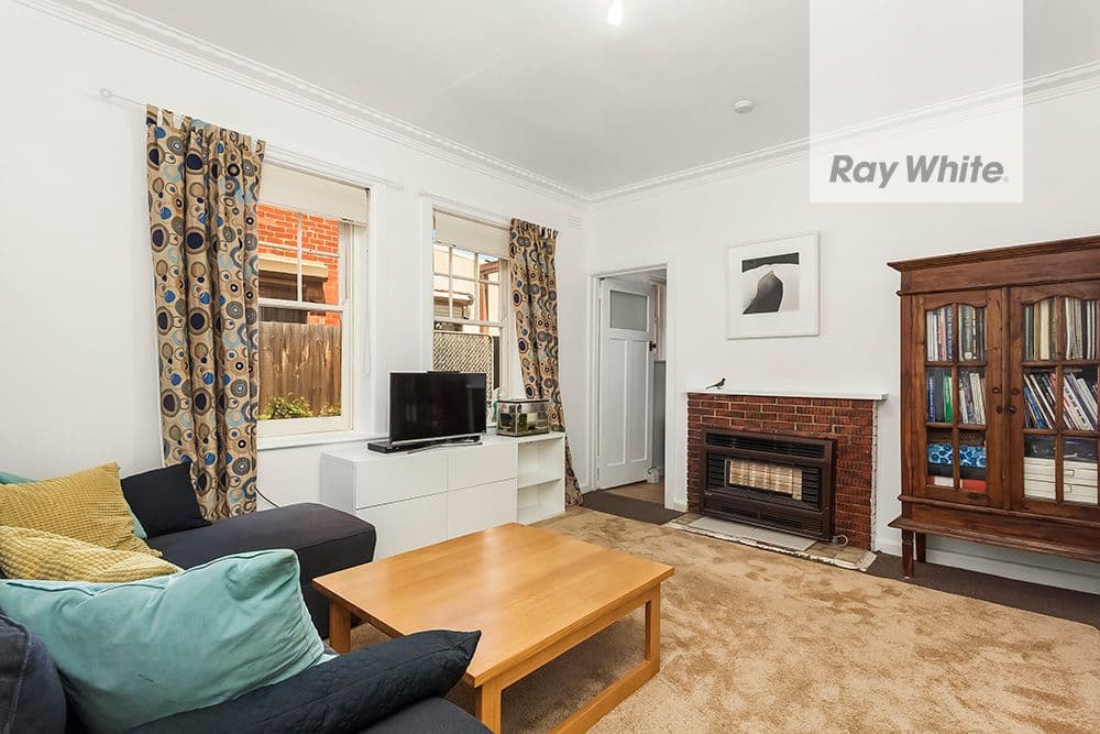 13 Glenora Avenue, Coburg VIC 3058, Coburg - Thumbnail 2