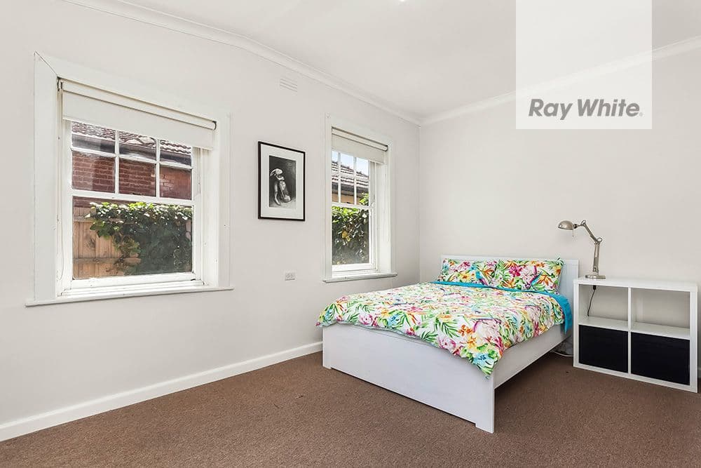 13 Glenora Avenue, Coburg VIC 3058, Coburg - Thumbnail 6